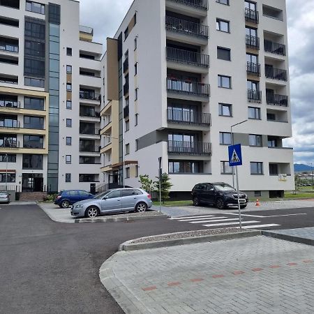 Ara Apart Hotel Брашов Экстерьер фото