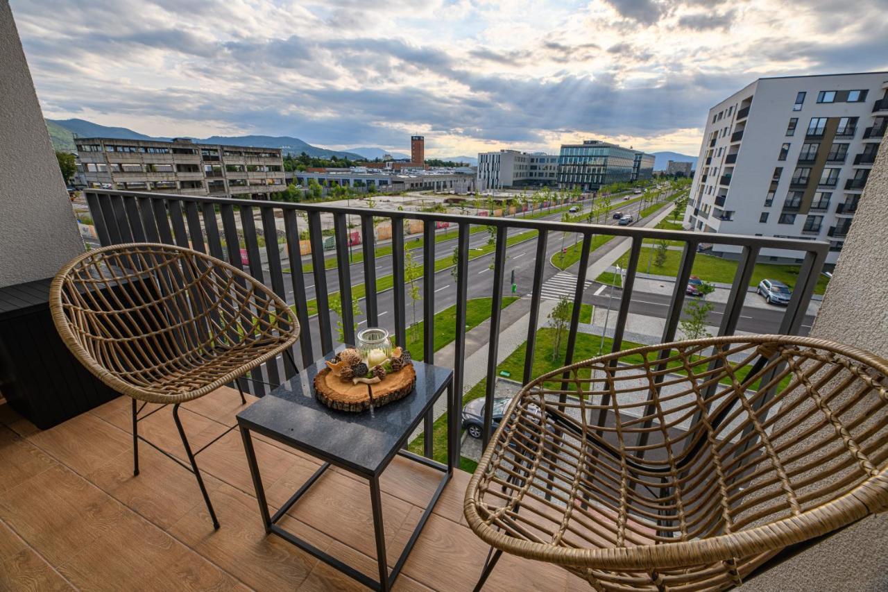 Ara Apart Hotel Брашов Экстерьер фото