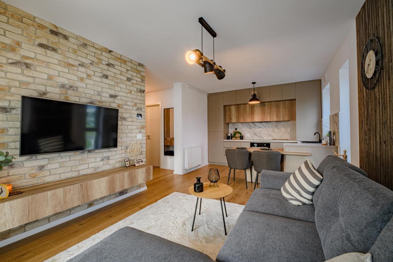 Ara Apart Hotel Брашов Экстерьер фото