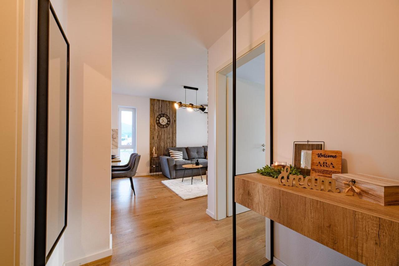 Ara Apart Hotel Брашов Экстерьер фото