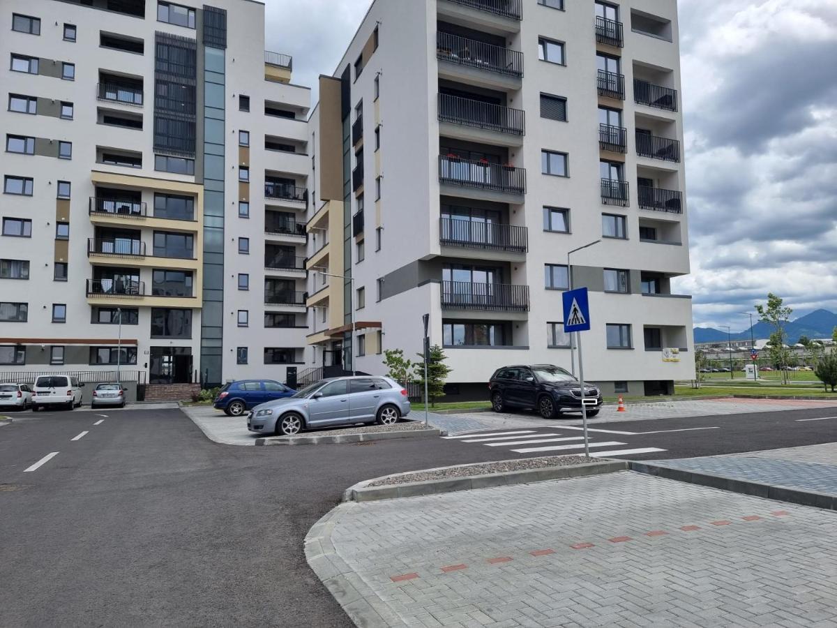 Ara Apart Hotel Брашов Экстерьер фото