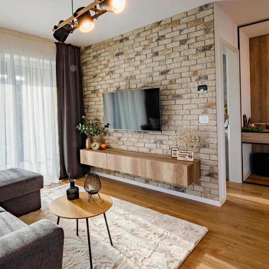 Ara Apart Hotel Брашов Экстерьер фото